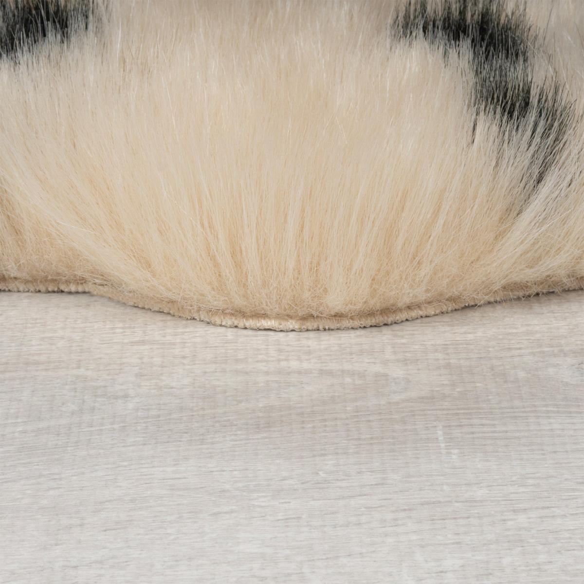 Cow Hide Print Faux Fur Rug White – image 4