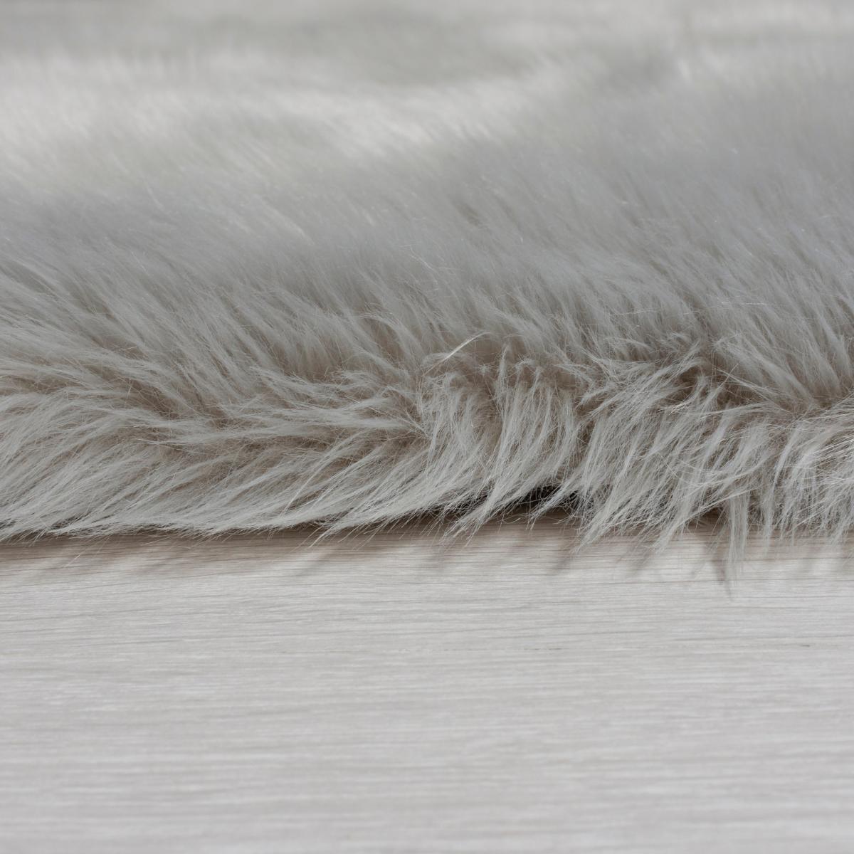 Faux Fur Grey Sheepskin Rug Grey – image 3