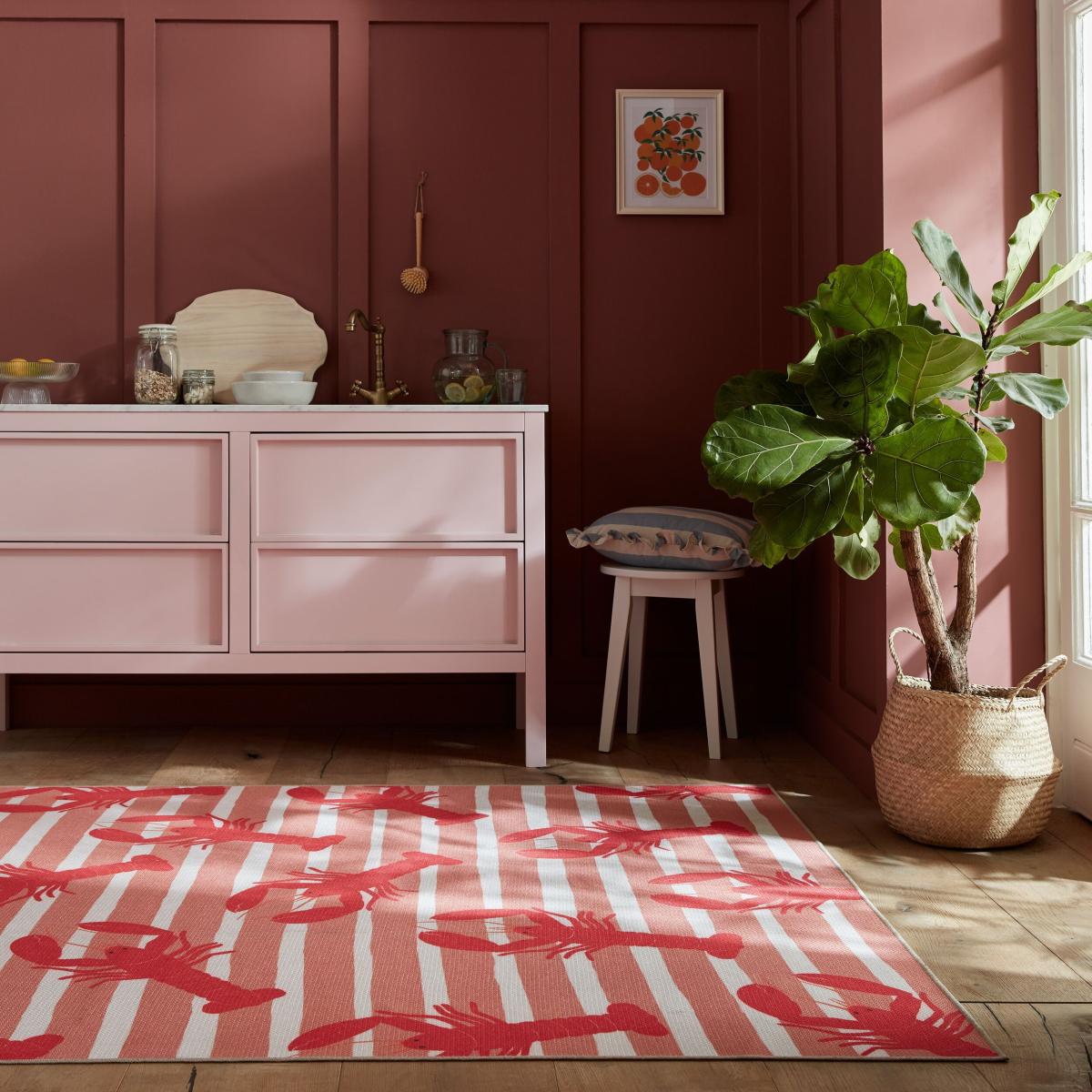 Riveria Lobster Recycled Indoor Outdoor Rug Pink – image 6