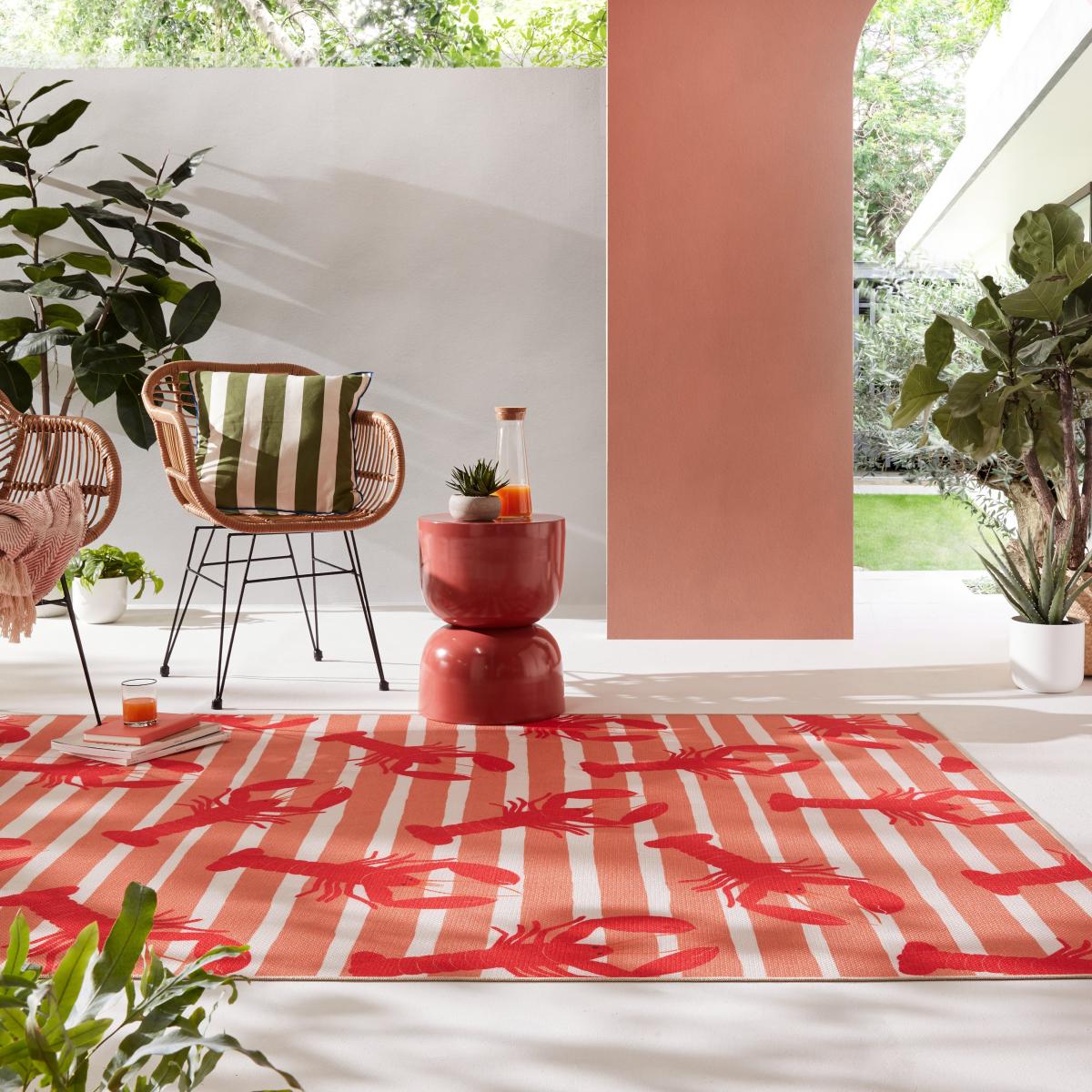 Riveria Lobster Recycled Indoor Outdoor Rug Pink – image 1