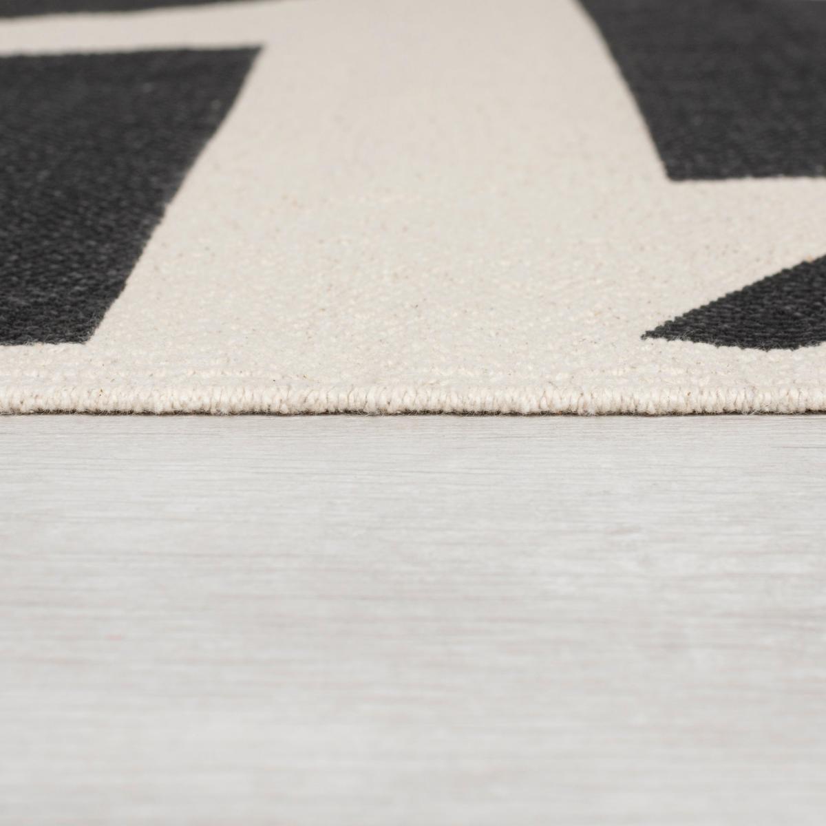 Elements Forms Runner Cream and Black – image 4
