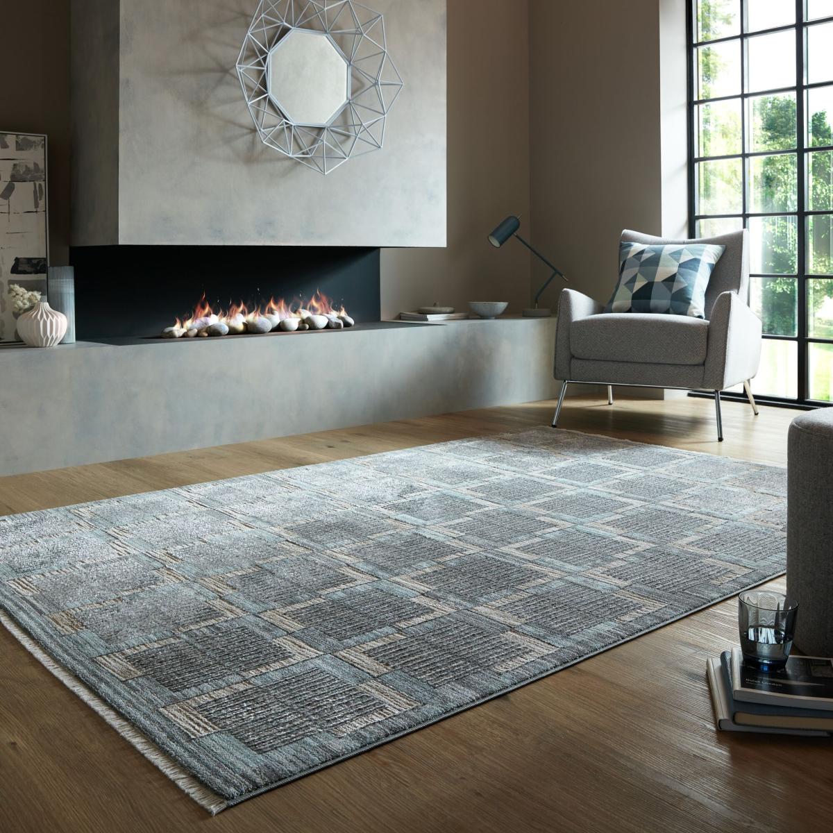 Evelyn Blocks Checked Rug – image 1