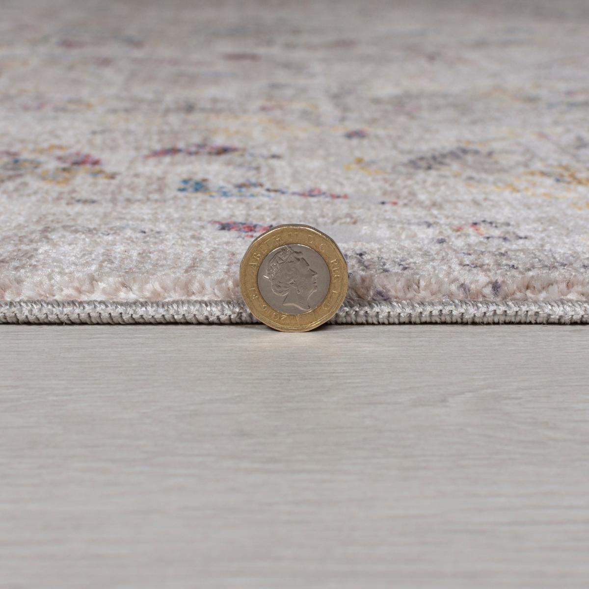 Soraya Traditional Stair Runner Soraya Silver – image 4