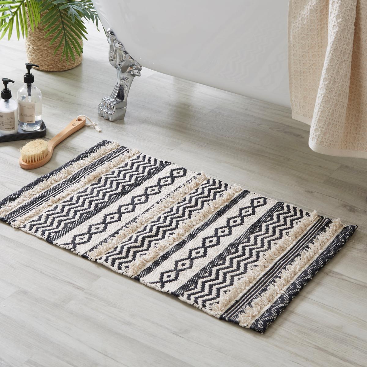 Woven Black and White Striped Rug Black – image 1