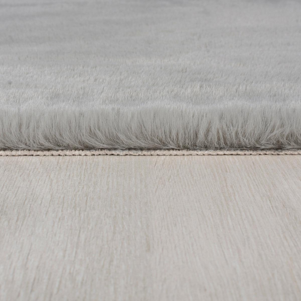 Supersoft Faux Fur Square Rug Supersoft Grey – image 4