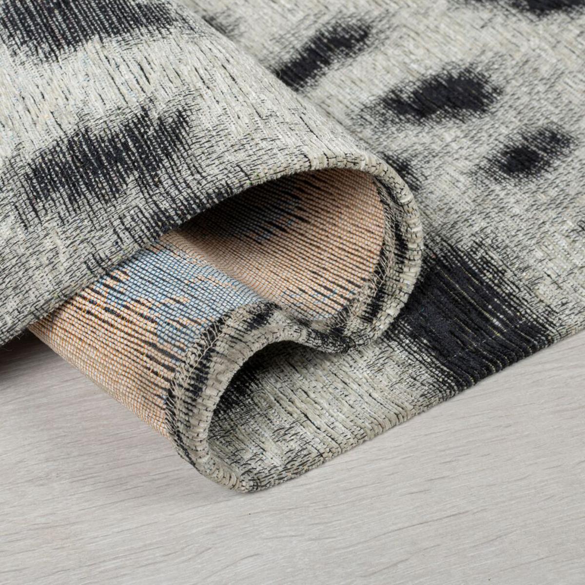 Wilder Leopard Rug Black, White and Blue – image 4