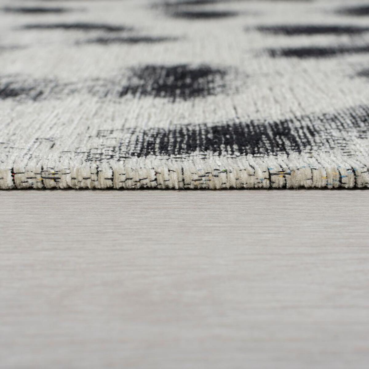 Wilder Leopard Rug Black, White and Blue – image 5