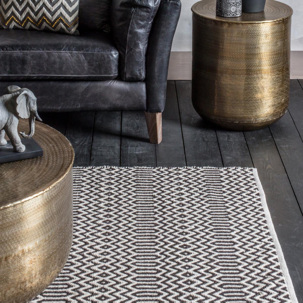 Kishan Rug Black and white – image 2