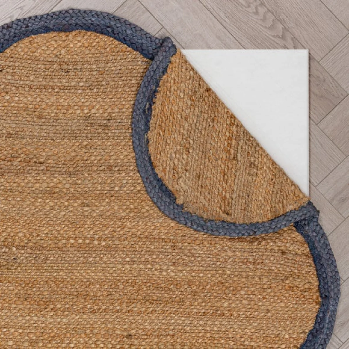 Kesia Scallop Textured Jute Rug – image 3