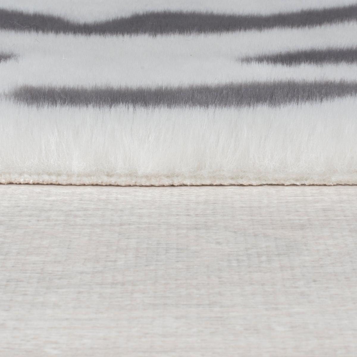 Tao Tiger Faux Fur Rug Grey – image 4