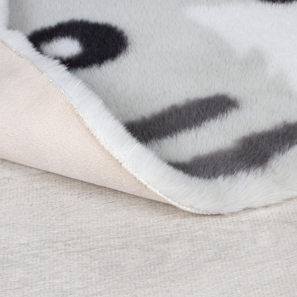 Tao Tiger Faux Fur Rug Grey – image 5