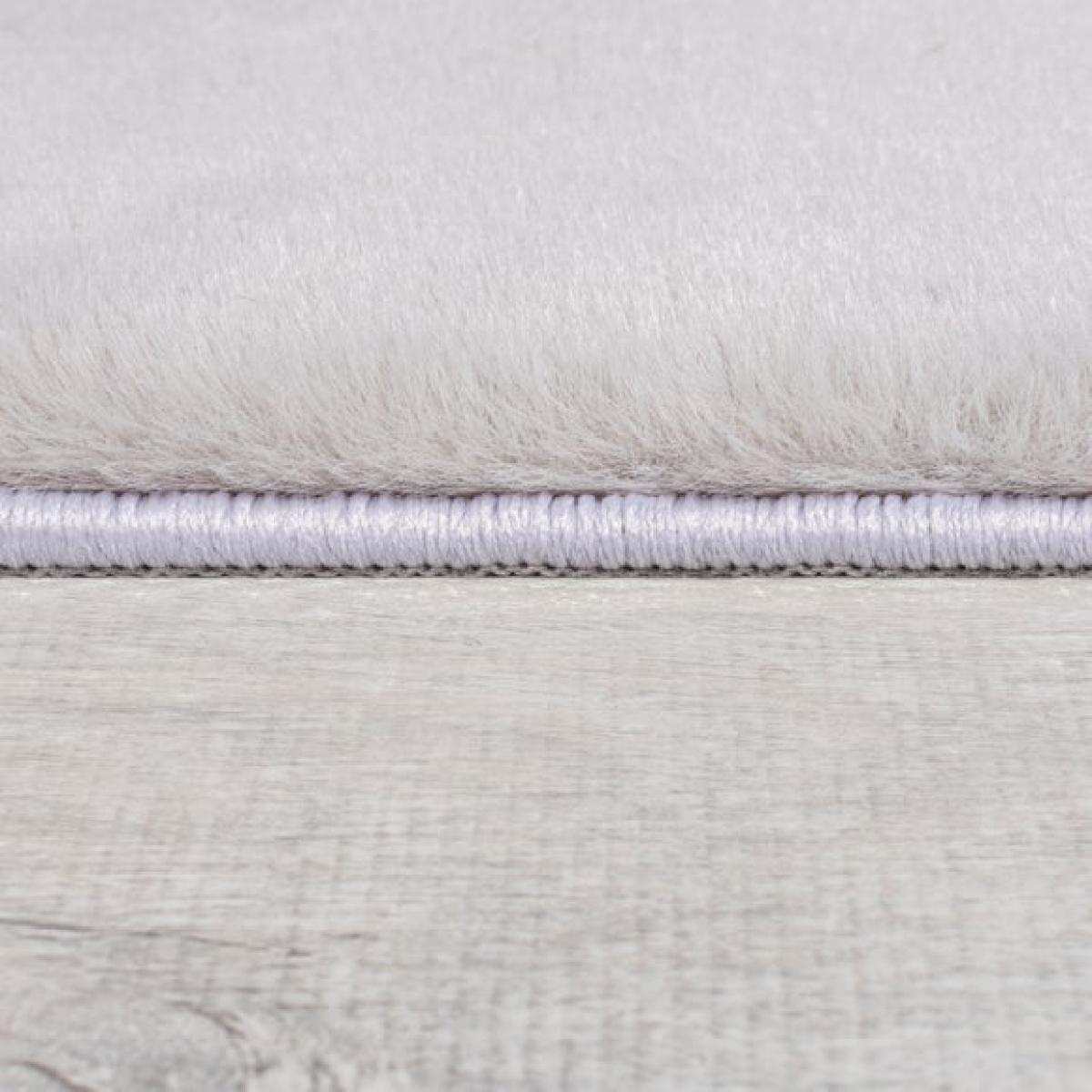 Neve Abstract Faux Fur Wave Rug – image 4