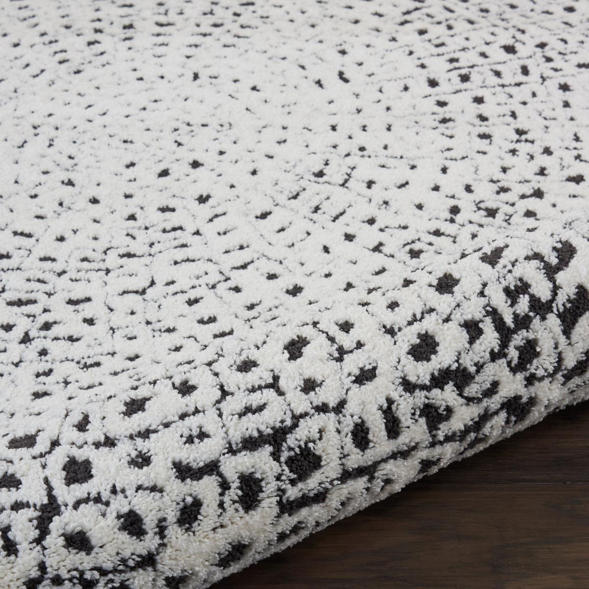 Kamala 2 Rug White – image 3