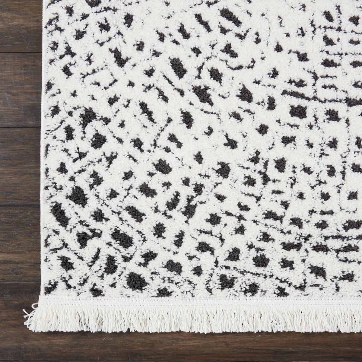 Kamala 2 Rug White – image 4