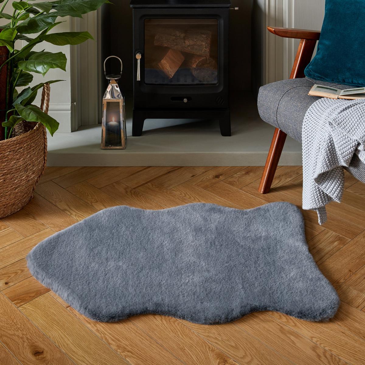 Supersoft Single Pelt Faux Fur Rug Supersoft Cream – image 5