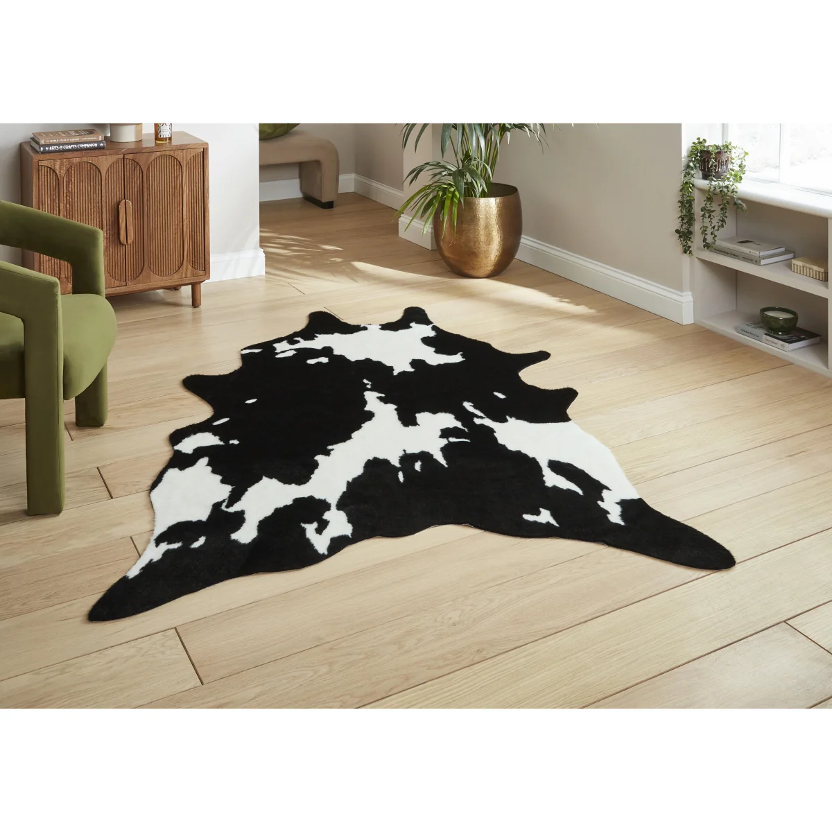 Faux Fur Cow Rug - 150cm-x-200cm - Black – image 2