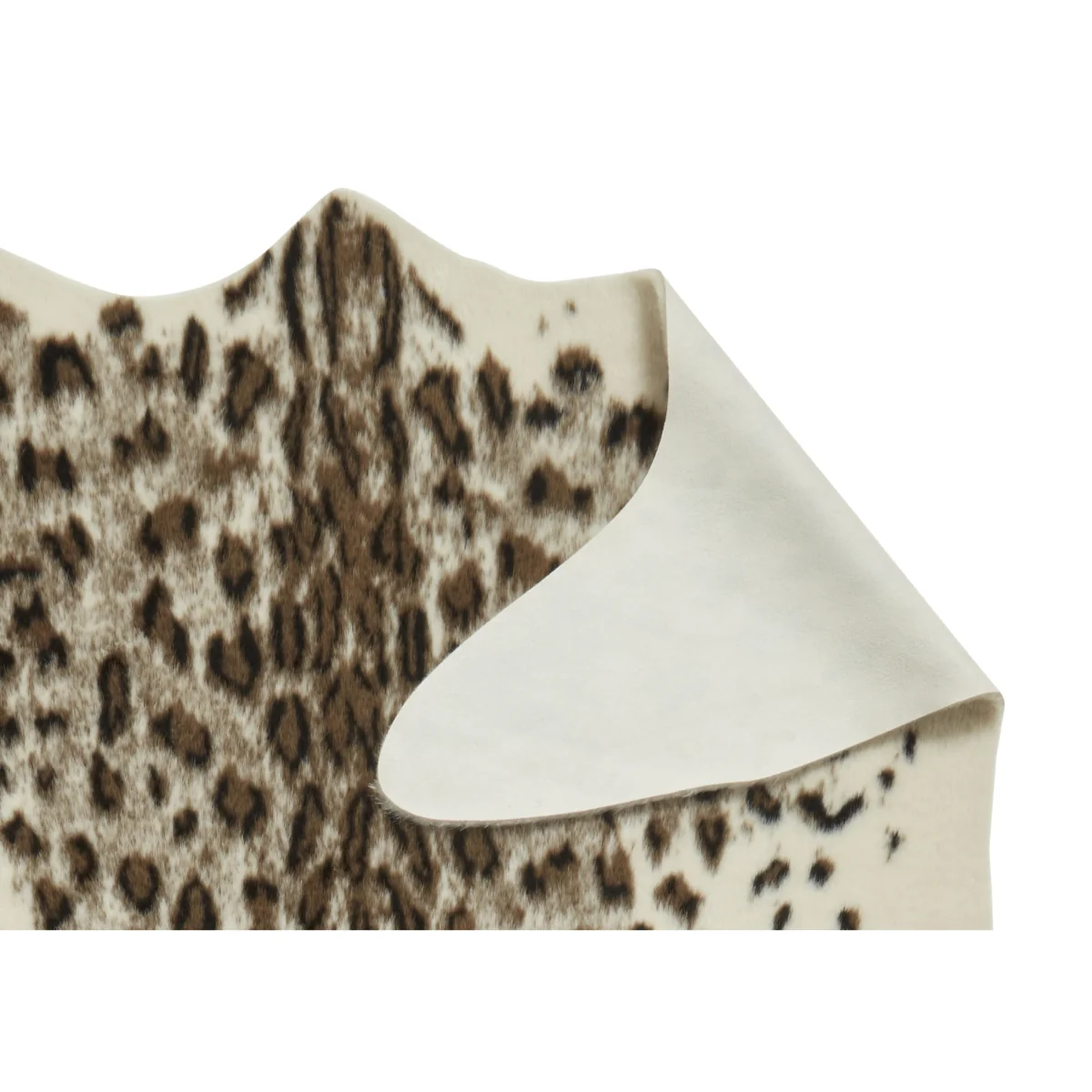 Faux Fur Leopard Rug - 150cm-x-200cm – image 6