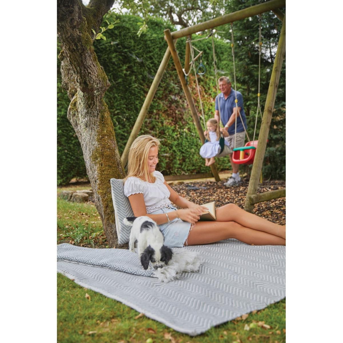 Large Grey Woven Herringbone Indoor/Outdoor Rug - 160 x 230 - Ripley – image 2