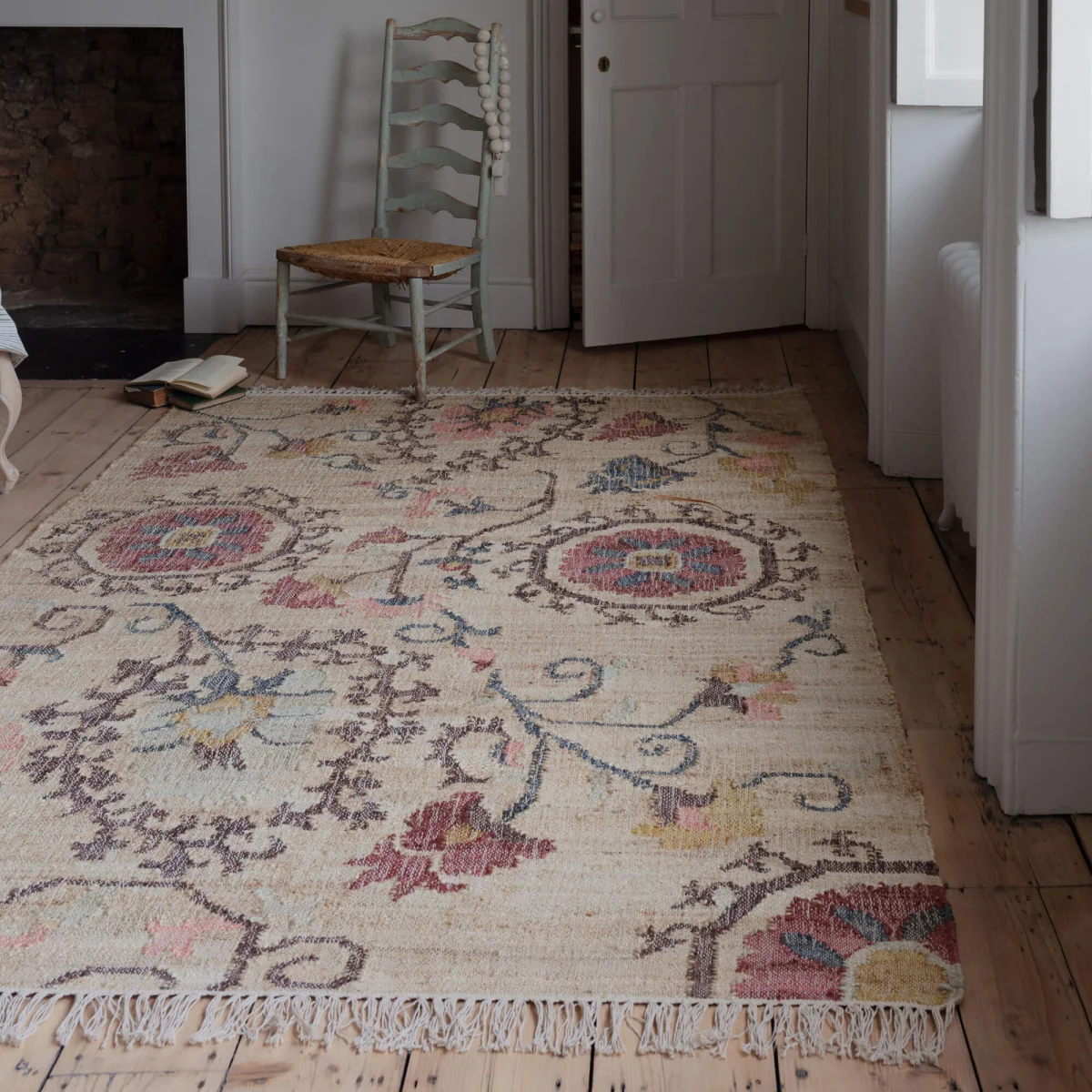 Graham and Green Bayar Kilim Rug - 200 x 300cm – image 4