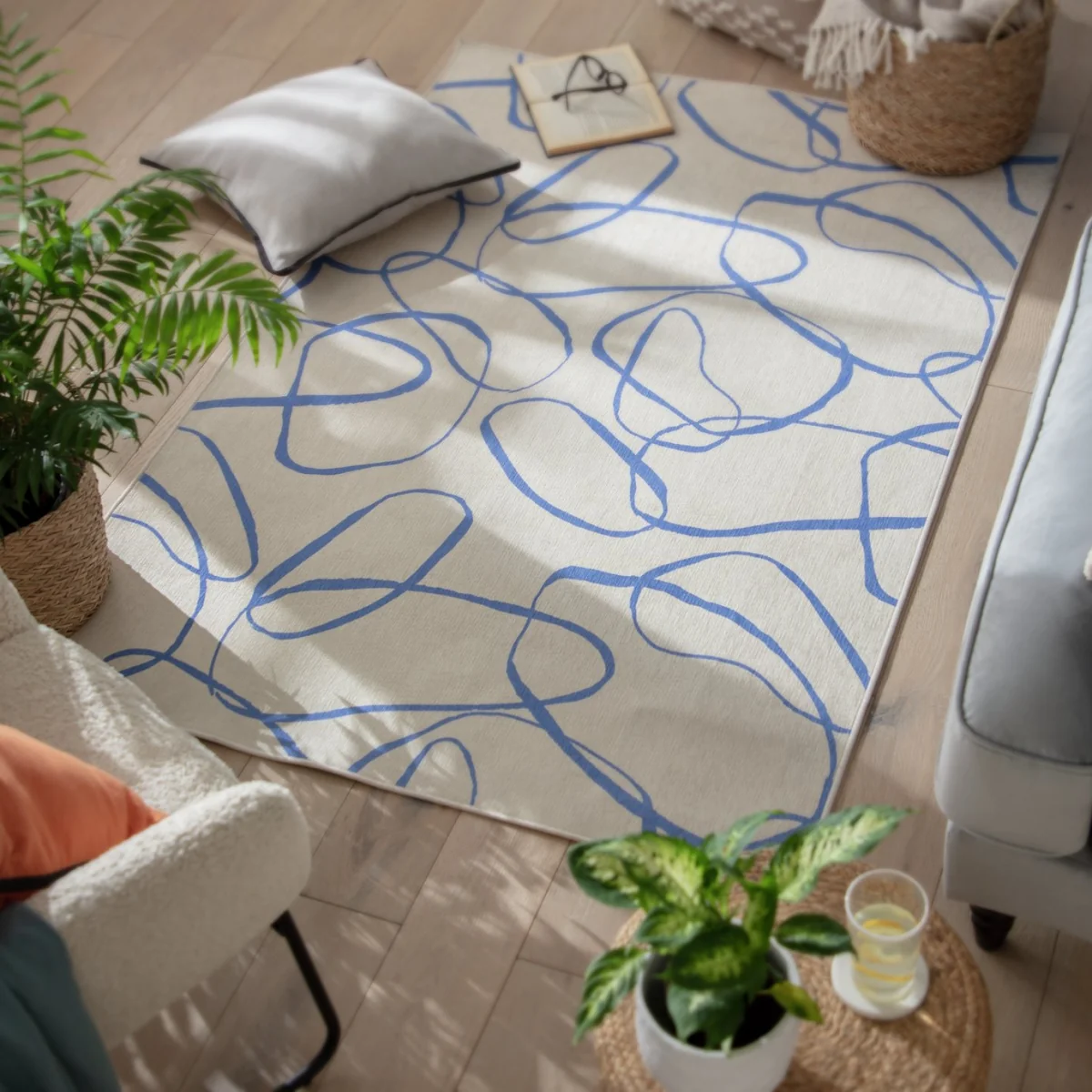 Habitat Squiggle Chromoget Rug - Cream & Blue - 120x170cm