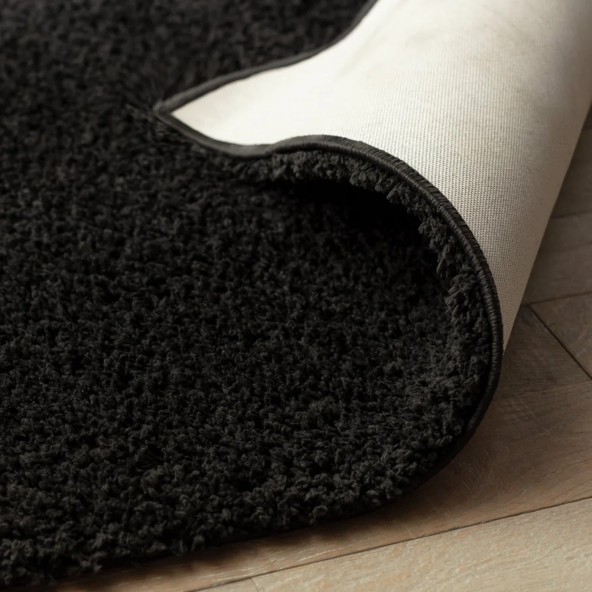 Habitat Recycled Plain Cosy Shaggy Rug - 160x230cm - Black – image 5