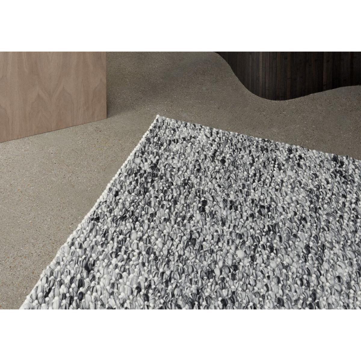 Linie Design Sigri Rug Charcoal 140 x 200cm - Heal's UK Furniture – image 2