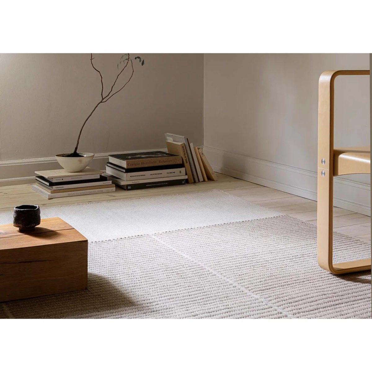Heal's Poetic Grid Rug Beige – image 4
