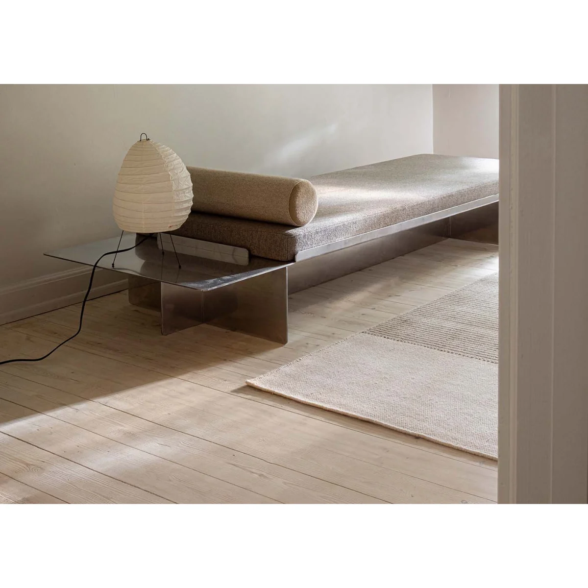 Heal's Poetic Grid Rug Beige – image 7