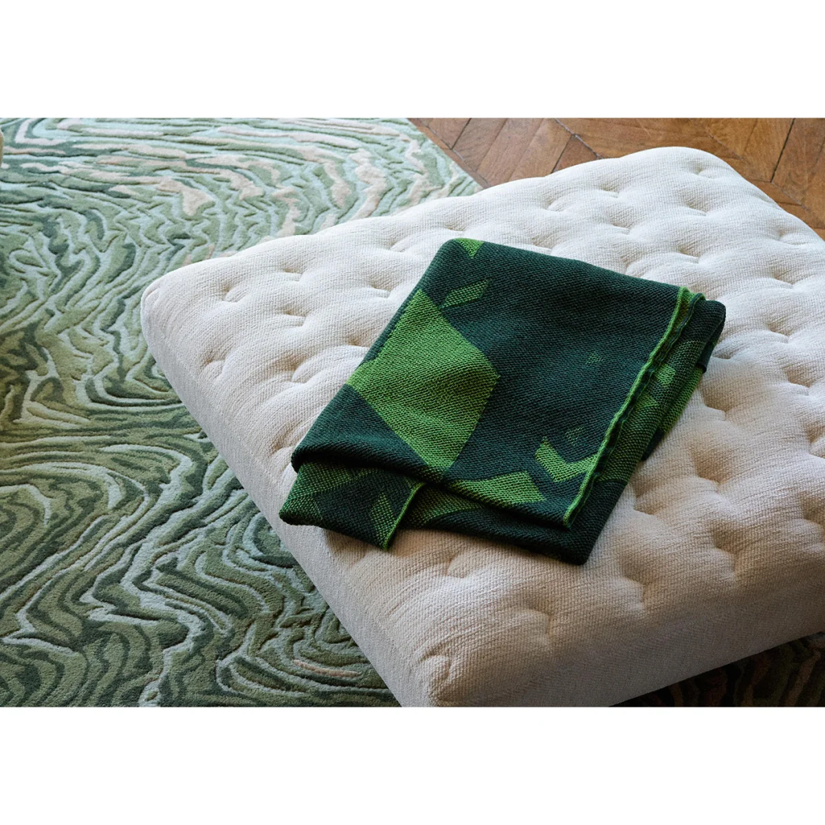 Heal's Blur Rug Green 200 x 300cm – image 2