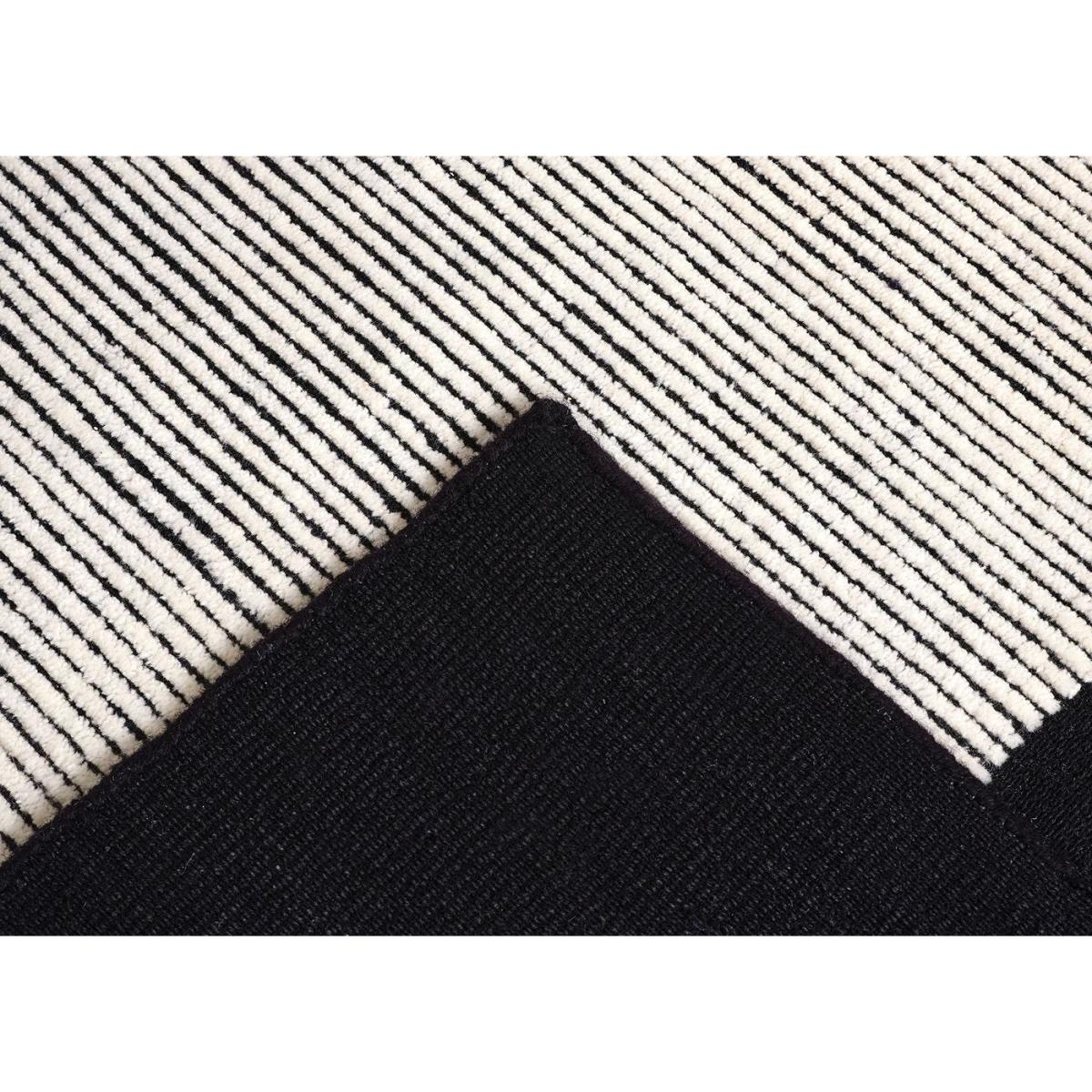 Tom Dixon Disc Rug 200 x 300cm – image 5