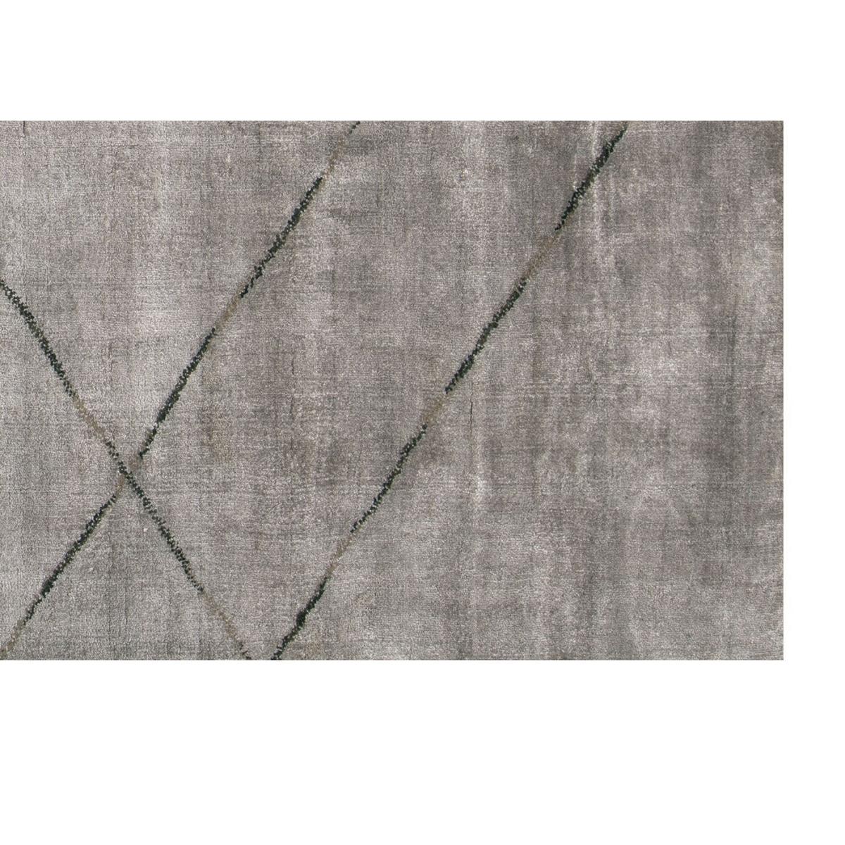 Linie Design Tetsu Rug Silver 200 x 300cm - Heal's UK Furniture – image 3