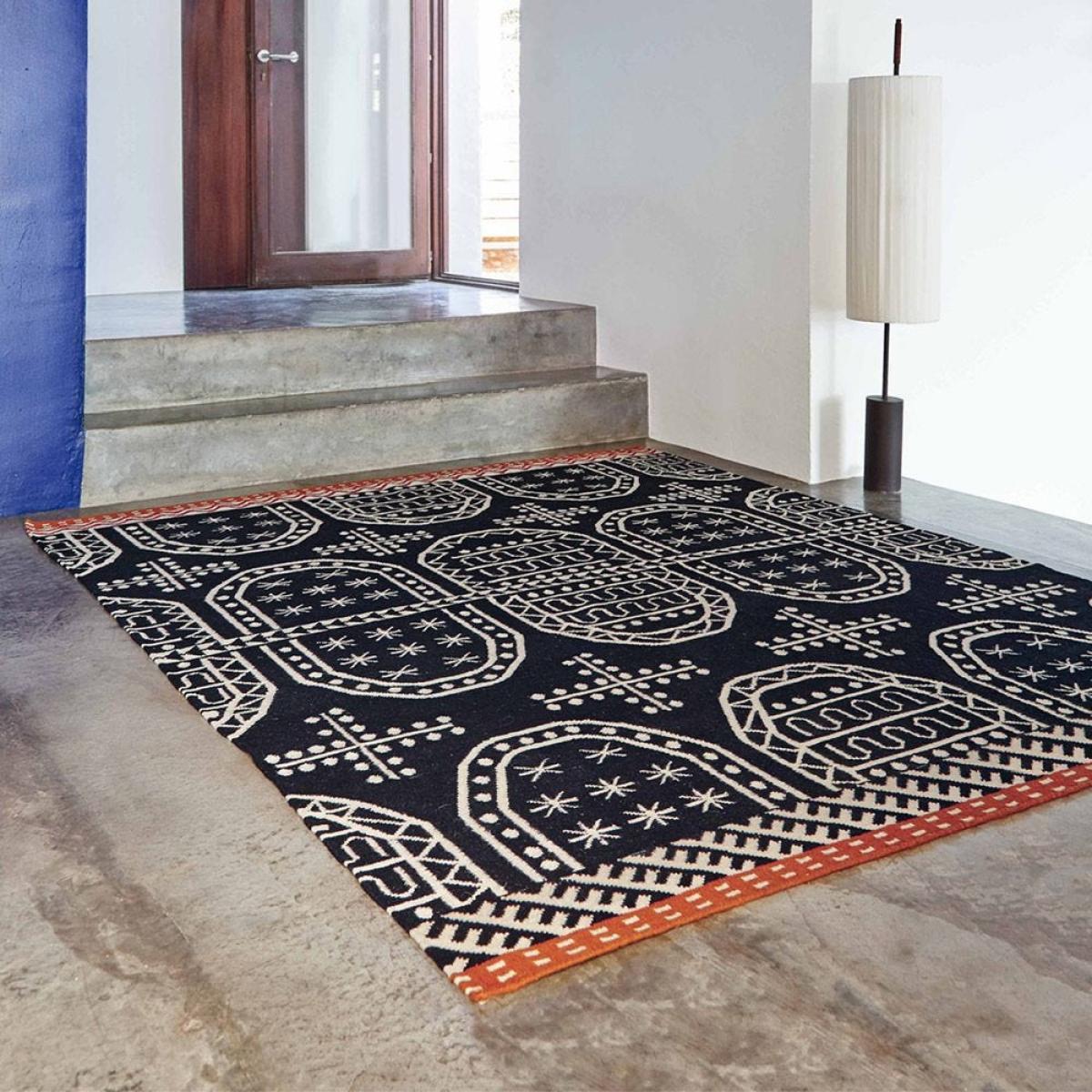 Gandia Blasco Tasili Kilim Rug 150 x 200cm - Heal's UK Furniture – image 2