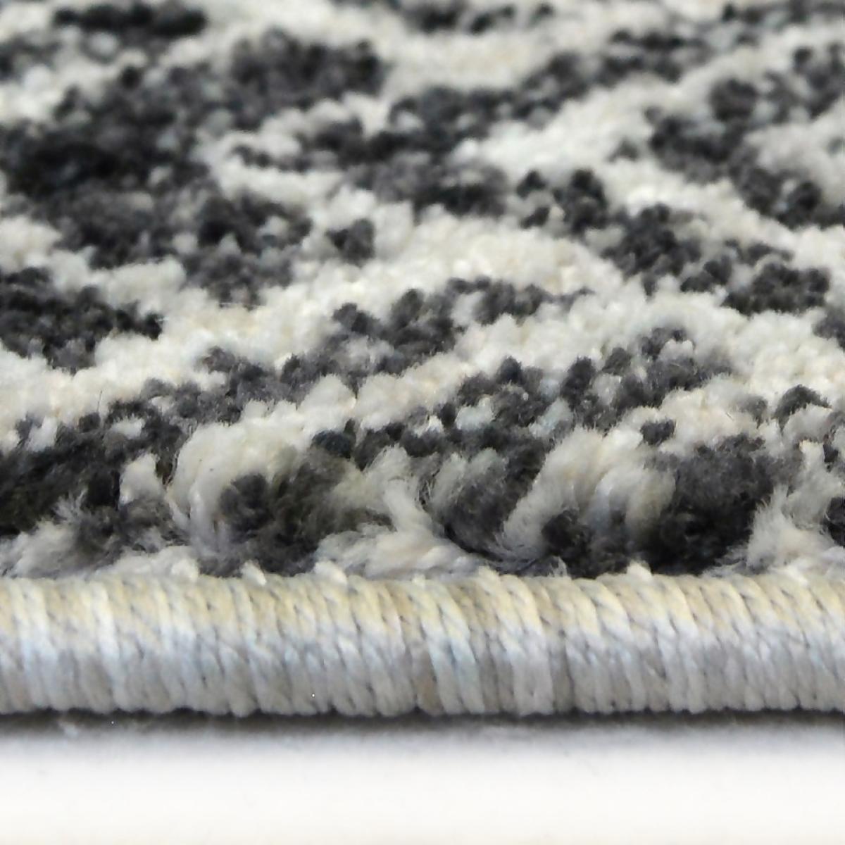 Neptune Recycled Geometric Rug - 160x230cm – image 4
