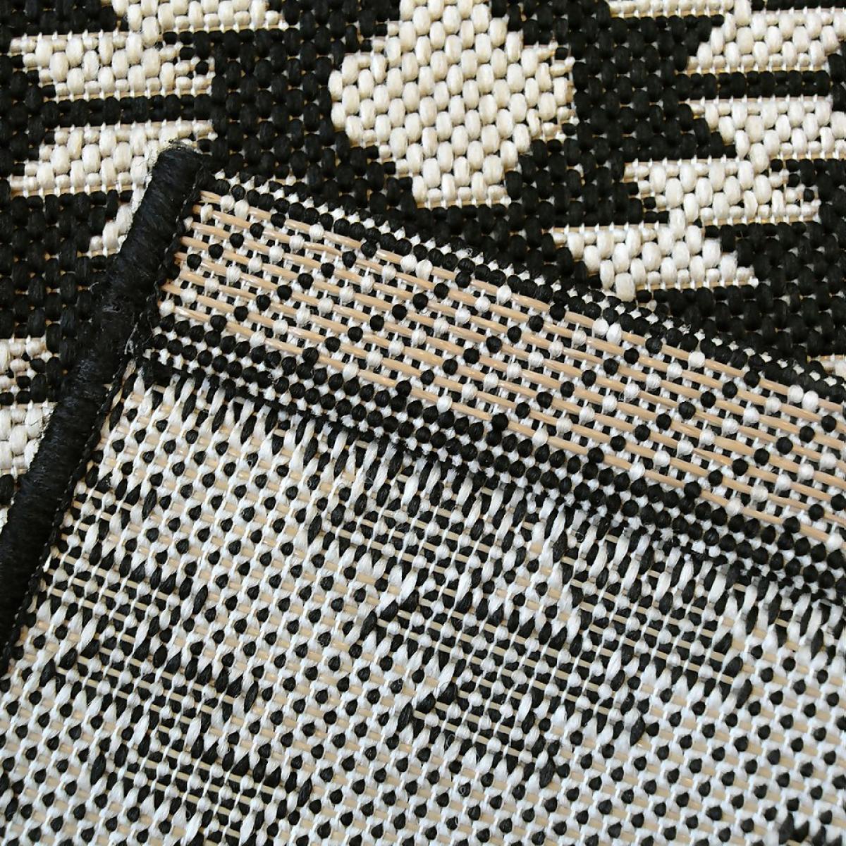 Indoor Outdoor Geo Rug - Black - 160x230cm – image 6