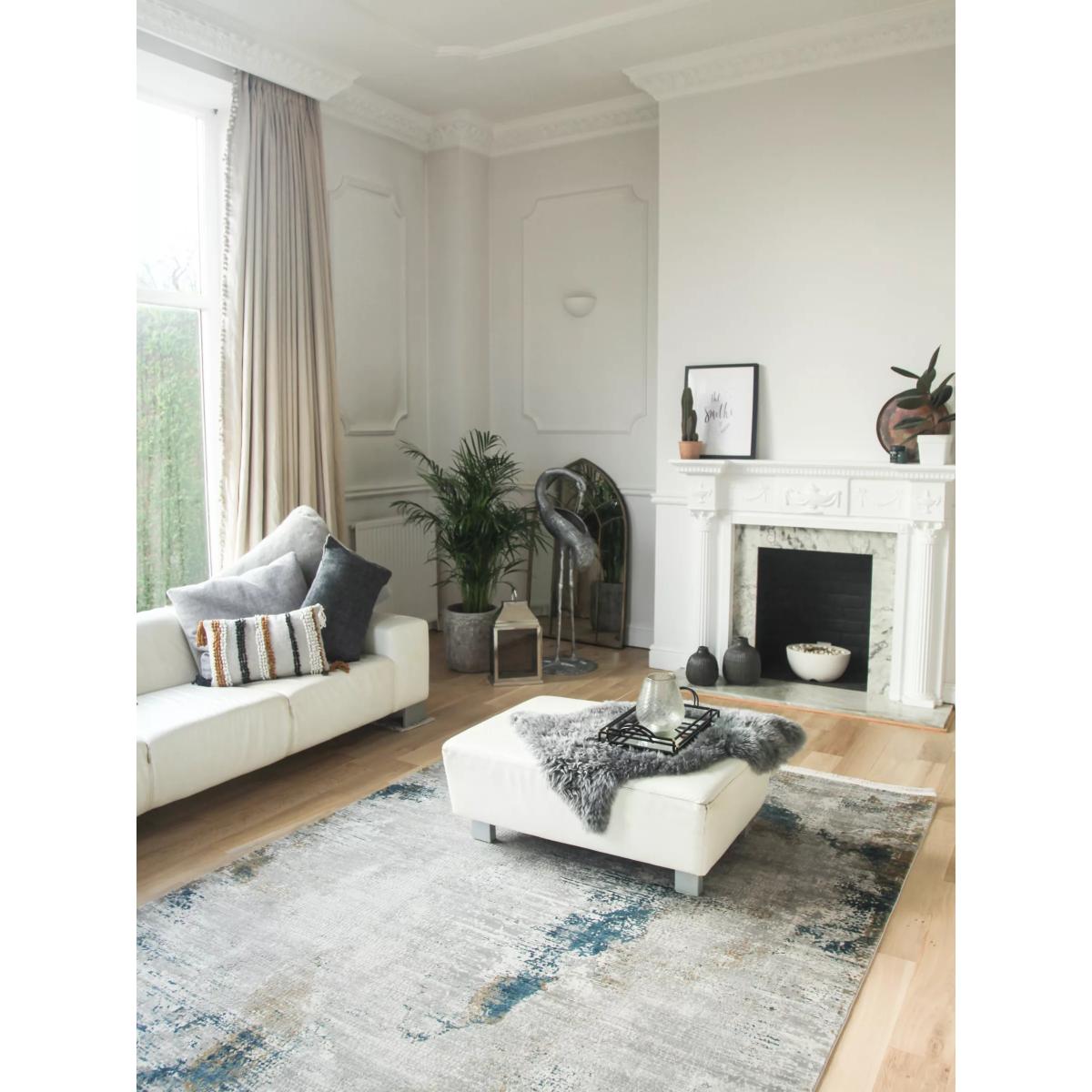 Gooch Luxury Illusion Ice Rug, Blue – image 4