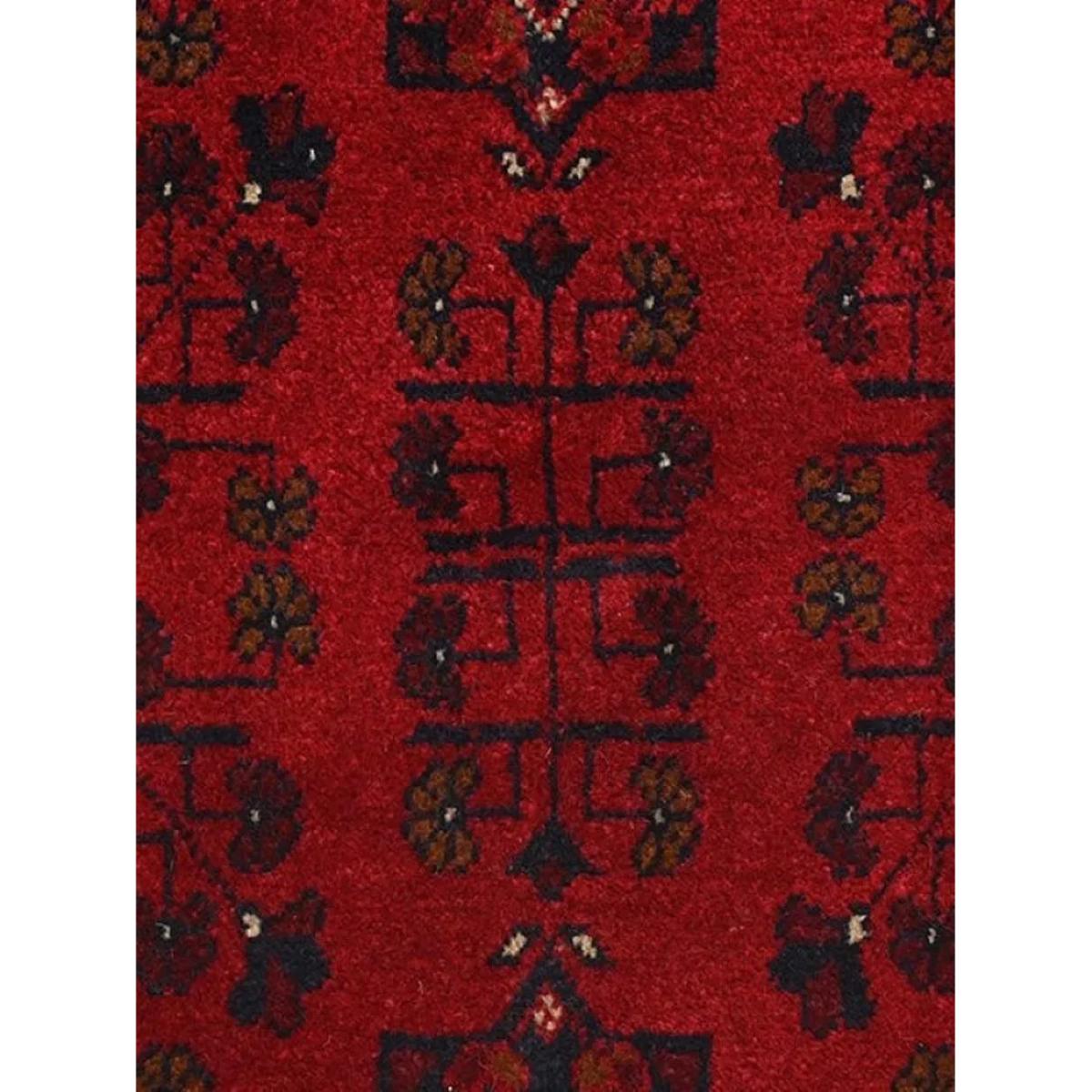 Gooch Oriental Khal Mohammadi Rug, Red, L242 x W171 cm – image 3