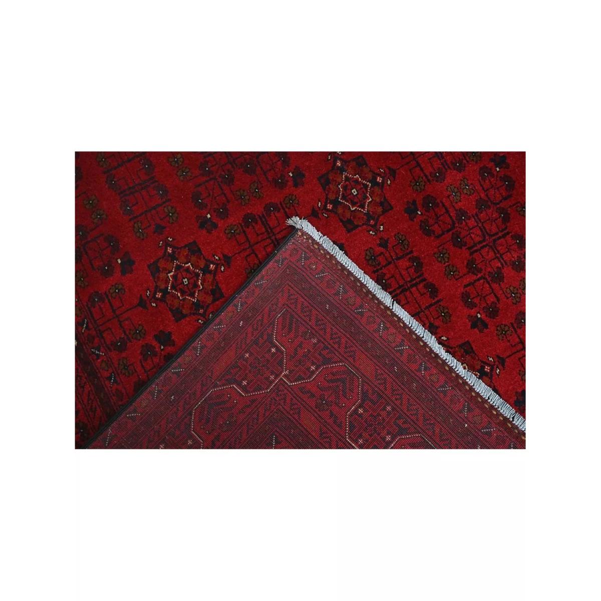 Gooch Oriental Khal Mohammadi Rug, Red, L242 x W171 cm – image 4