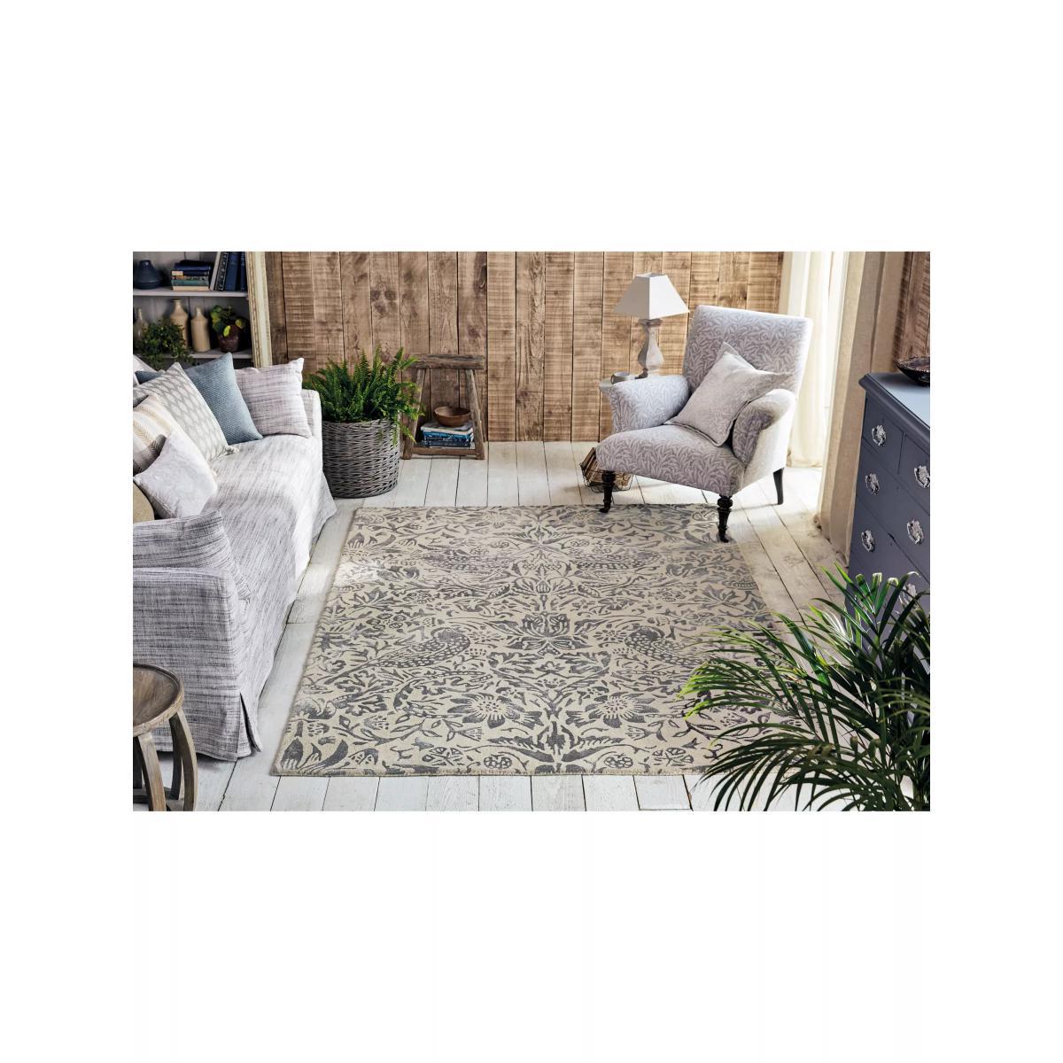 Morris & Co. Pure Strawberry Thief Rug – image 5