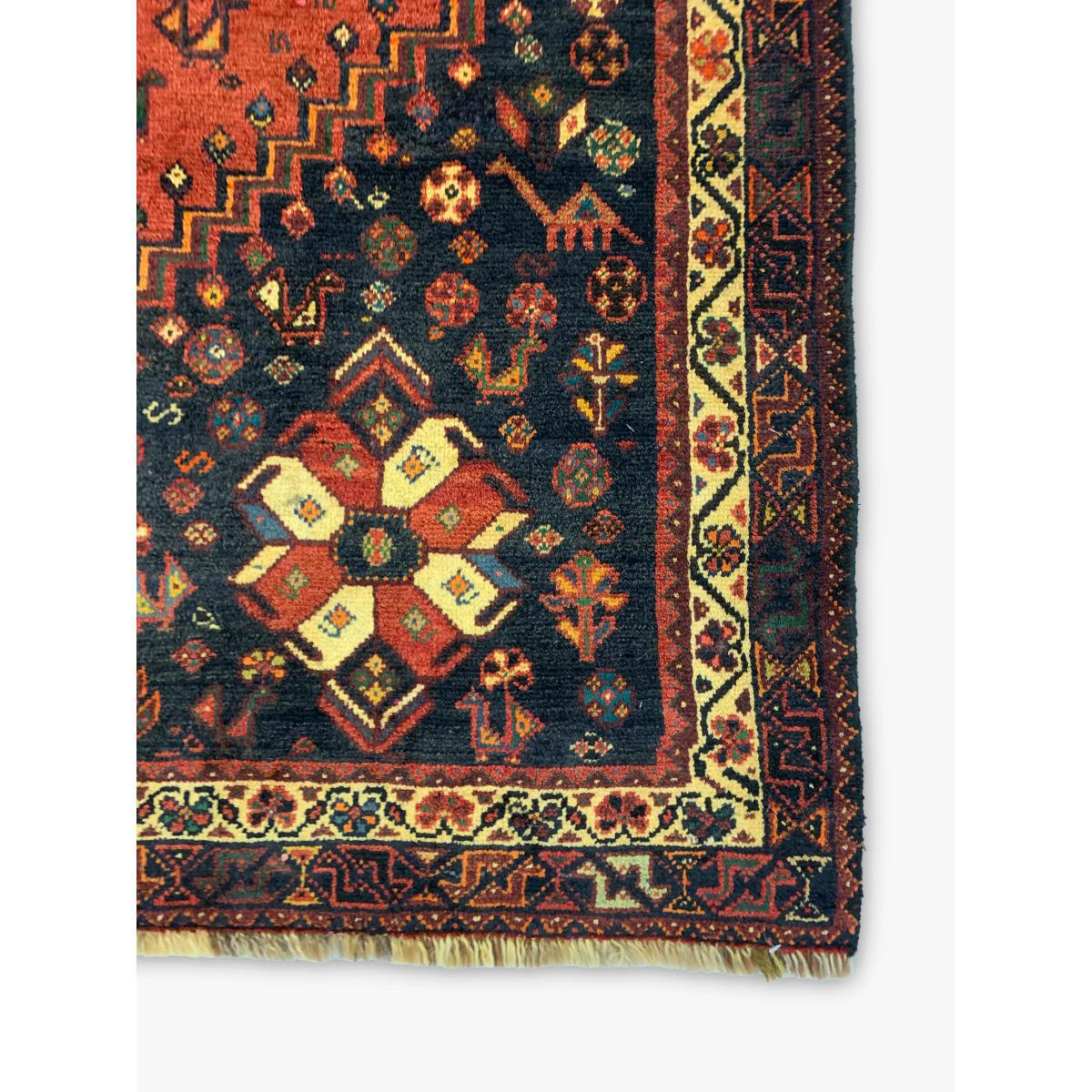 Gooch Oriental Quashgai Rug, Red/Multi, L270 x W166 cm – image 2