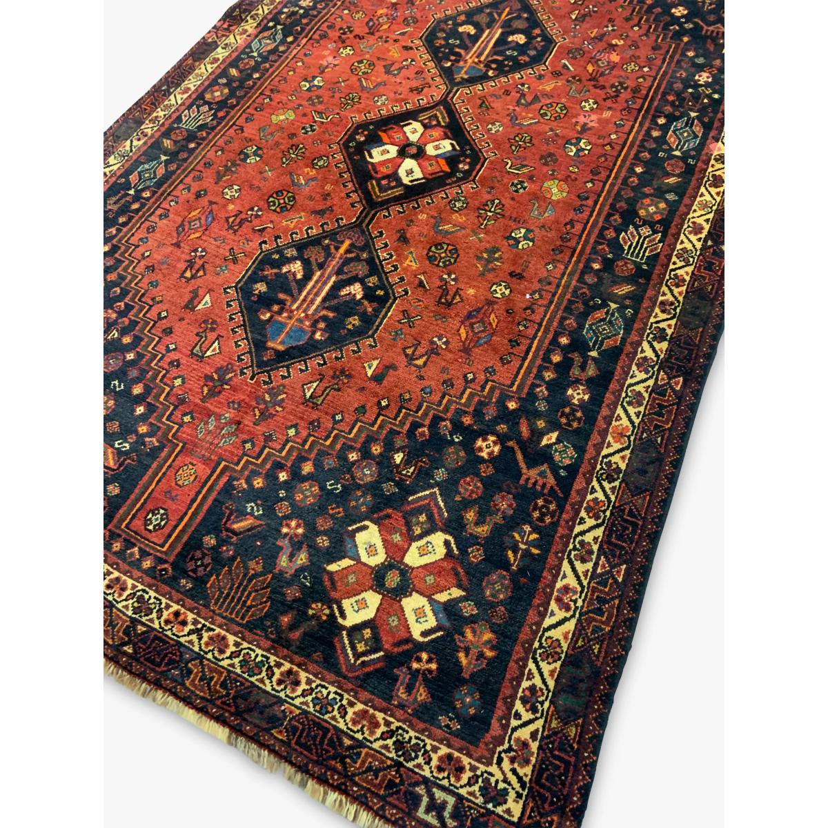 Gooch Oriental Quashgai Rug, Red/Multi, L270 x W166 cm – image 3