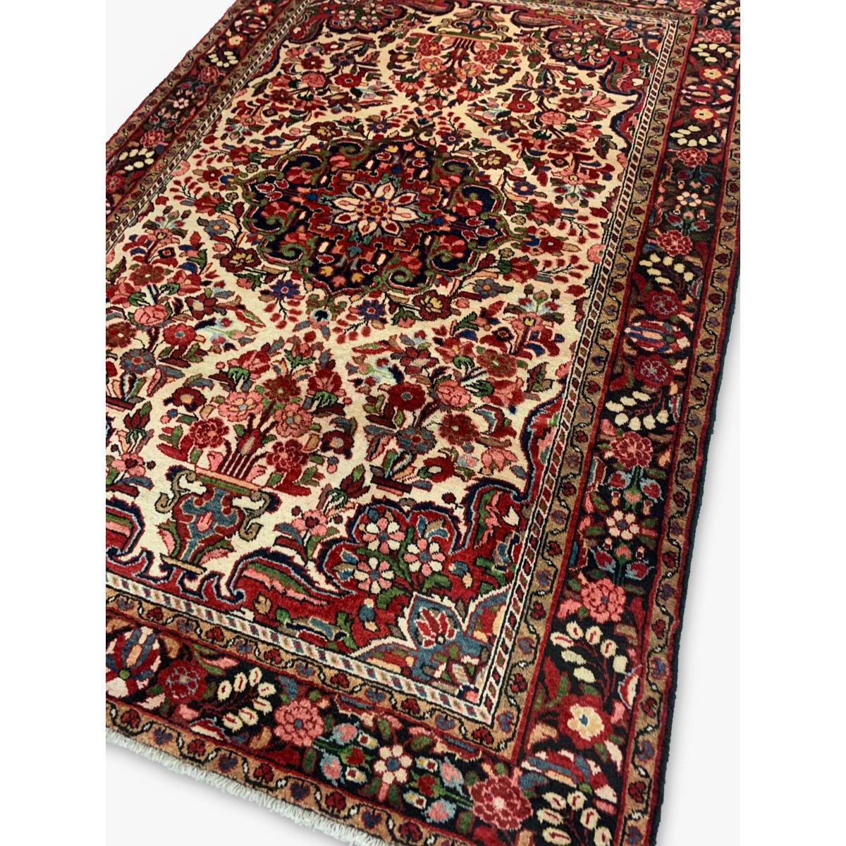 Gooch Oriental Hamadan Rug, Red, L219 x W150 cm – image 3