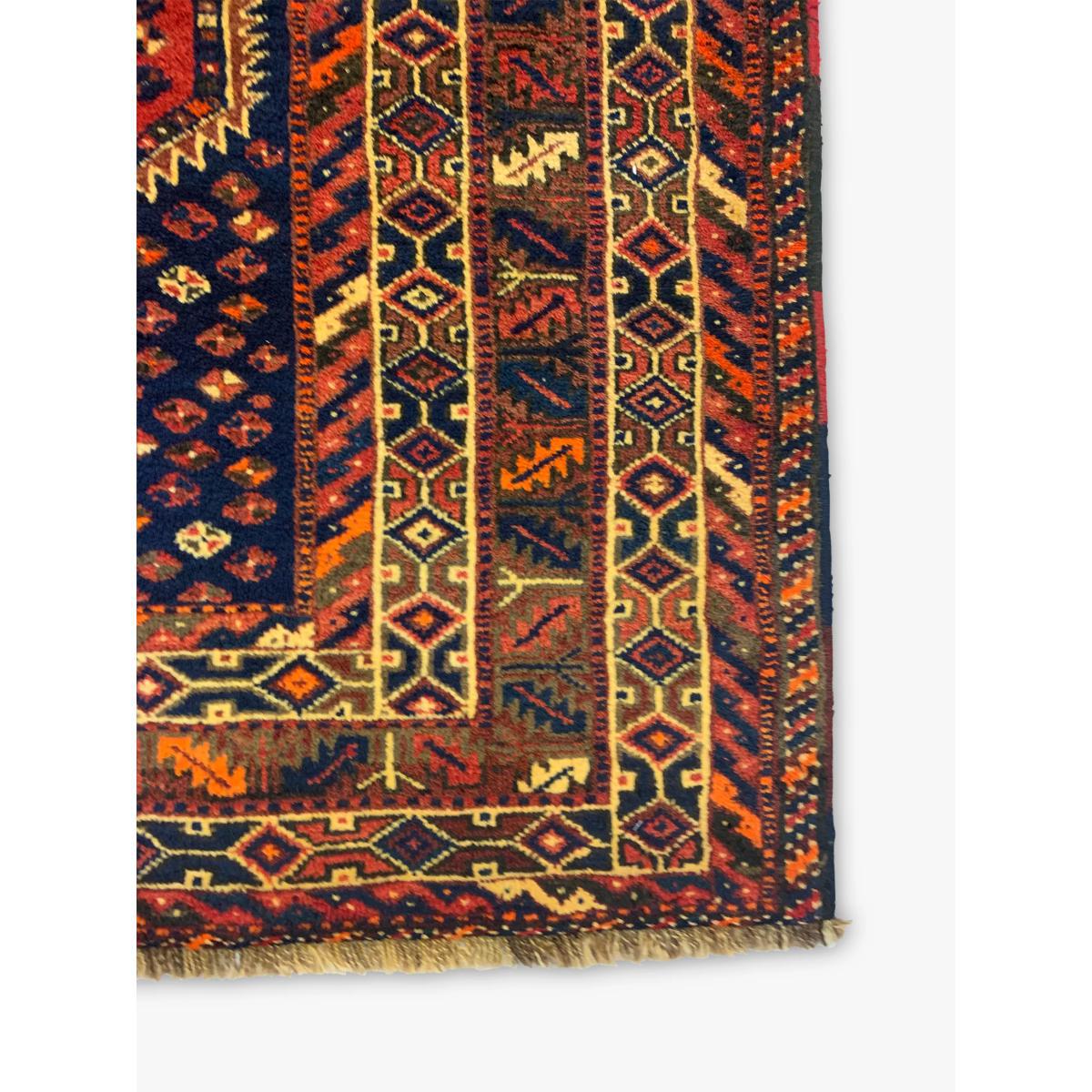 Gooch Oriental Quashgai Rug, Red/Multi, L282 x W202 cm – image 2