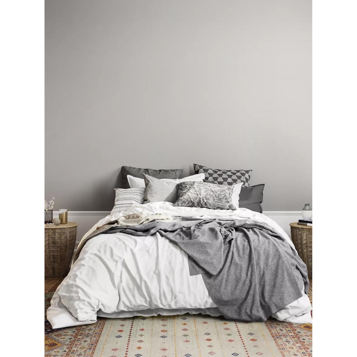 Gooch Oriental Khurjeen Rug, Grey, L297 x W203 cm – image 2