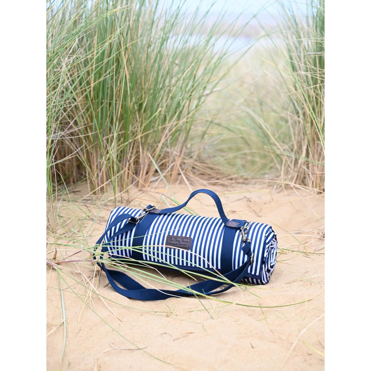 Navigate Three Rivers XL Striped Picnic Rug, Navy – image 3