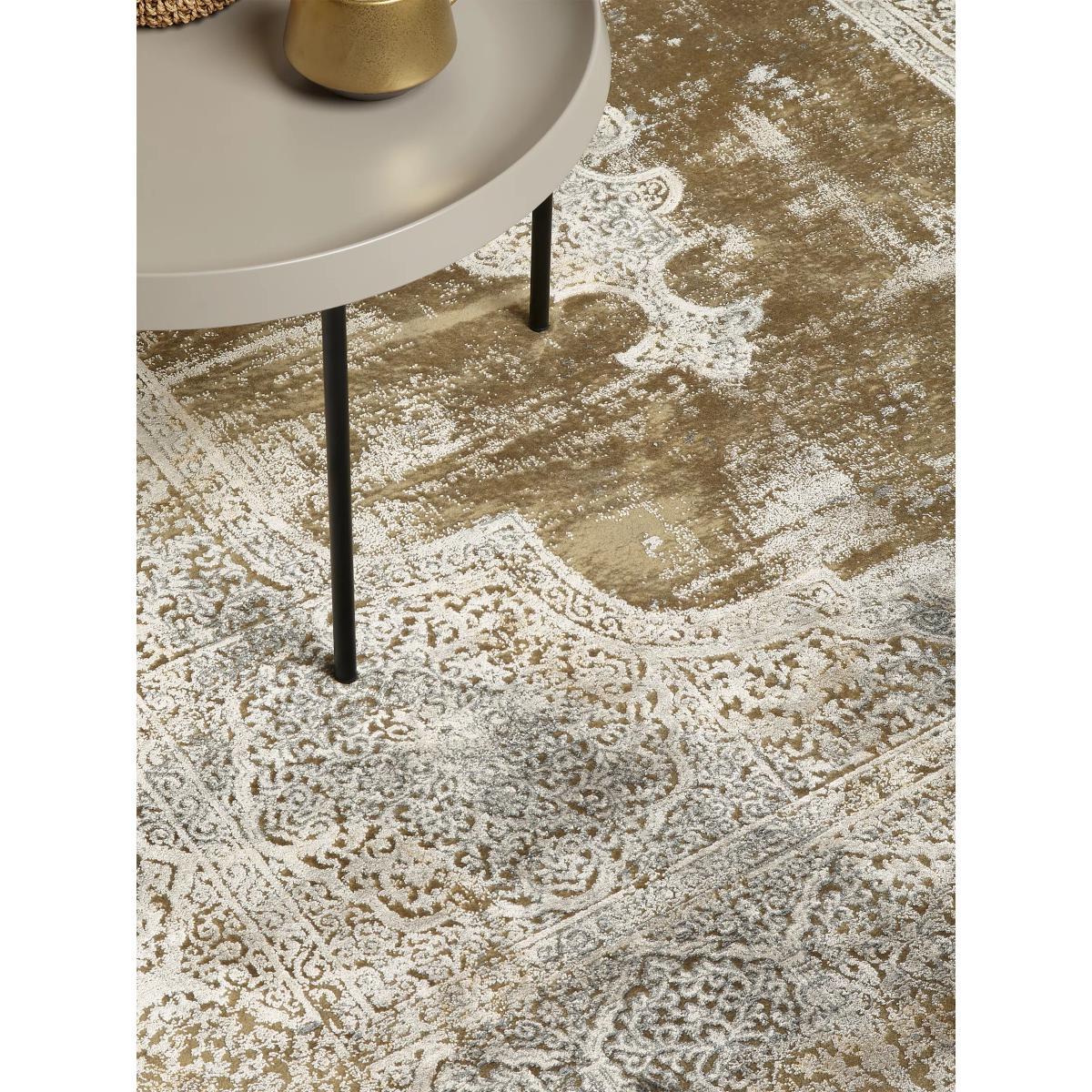 Gooch Luxury Distressed Medallion Rug, L180 x W120 cm – image 3