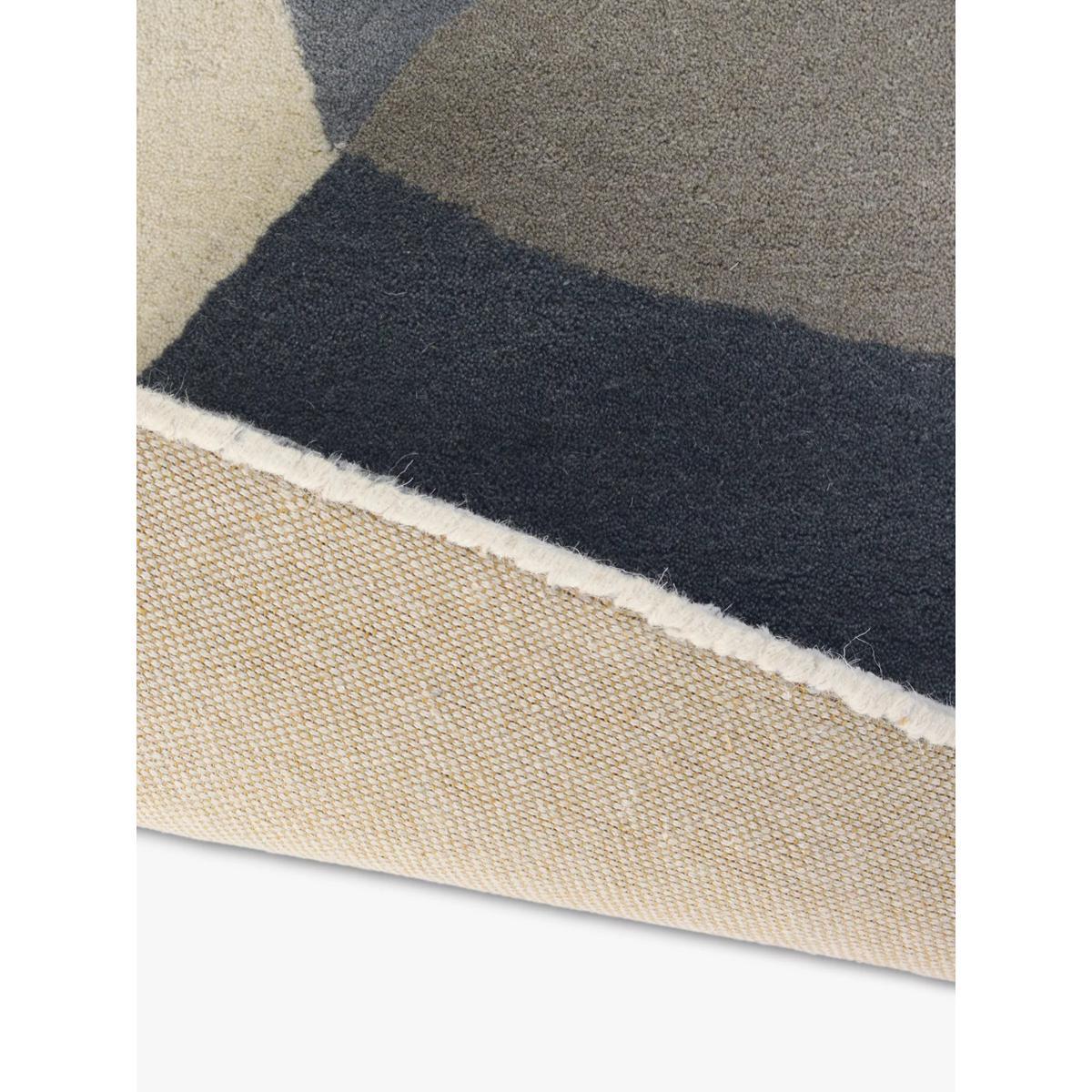 Harlequin Elliptic Rug – image 4