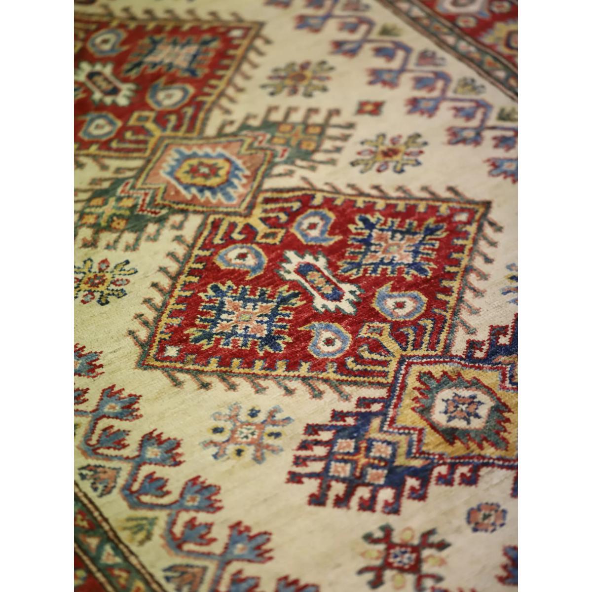 Gooch Oriental Supreme Kazak Rug, Ivory, L159 x W101 cm – image 2