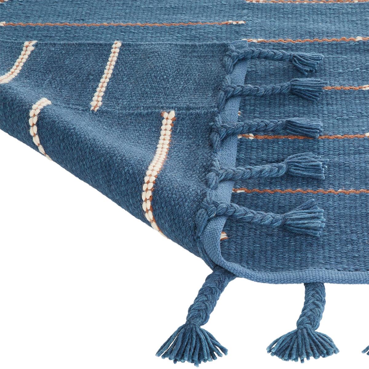 Jumbo Wool and Cotton Fringed Rug – image 4