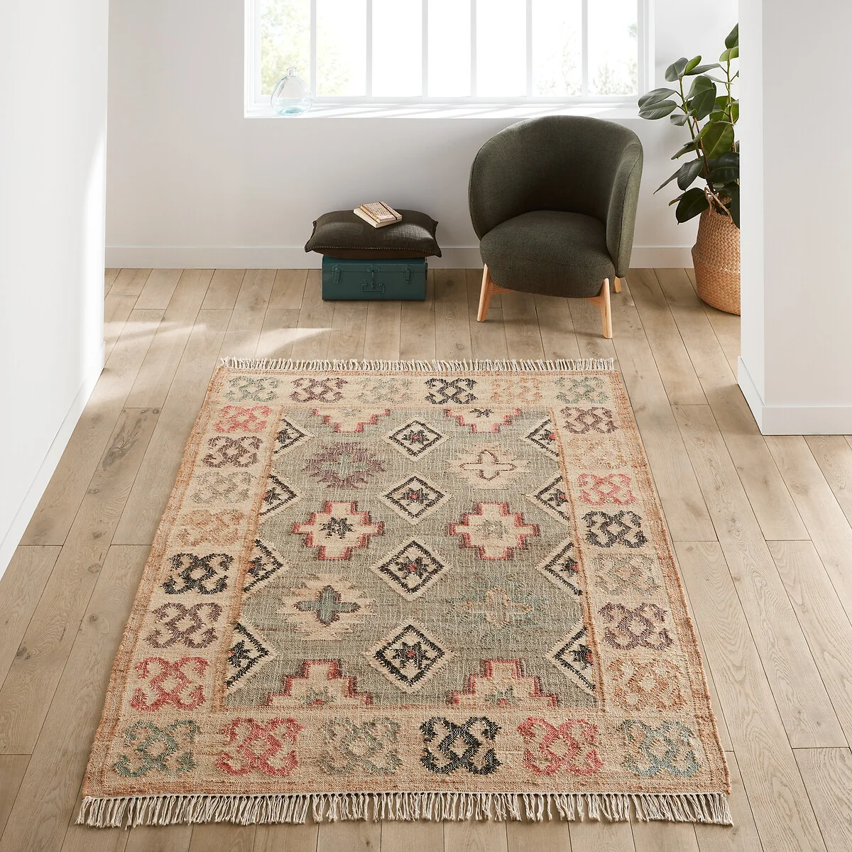 Kaliny Jute and Cotton Distressed Kilim Rug – image 2