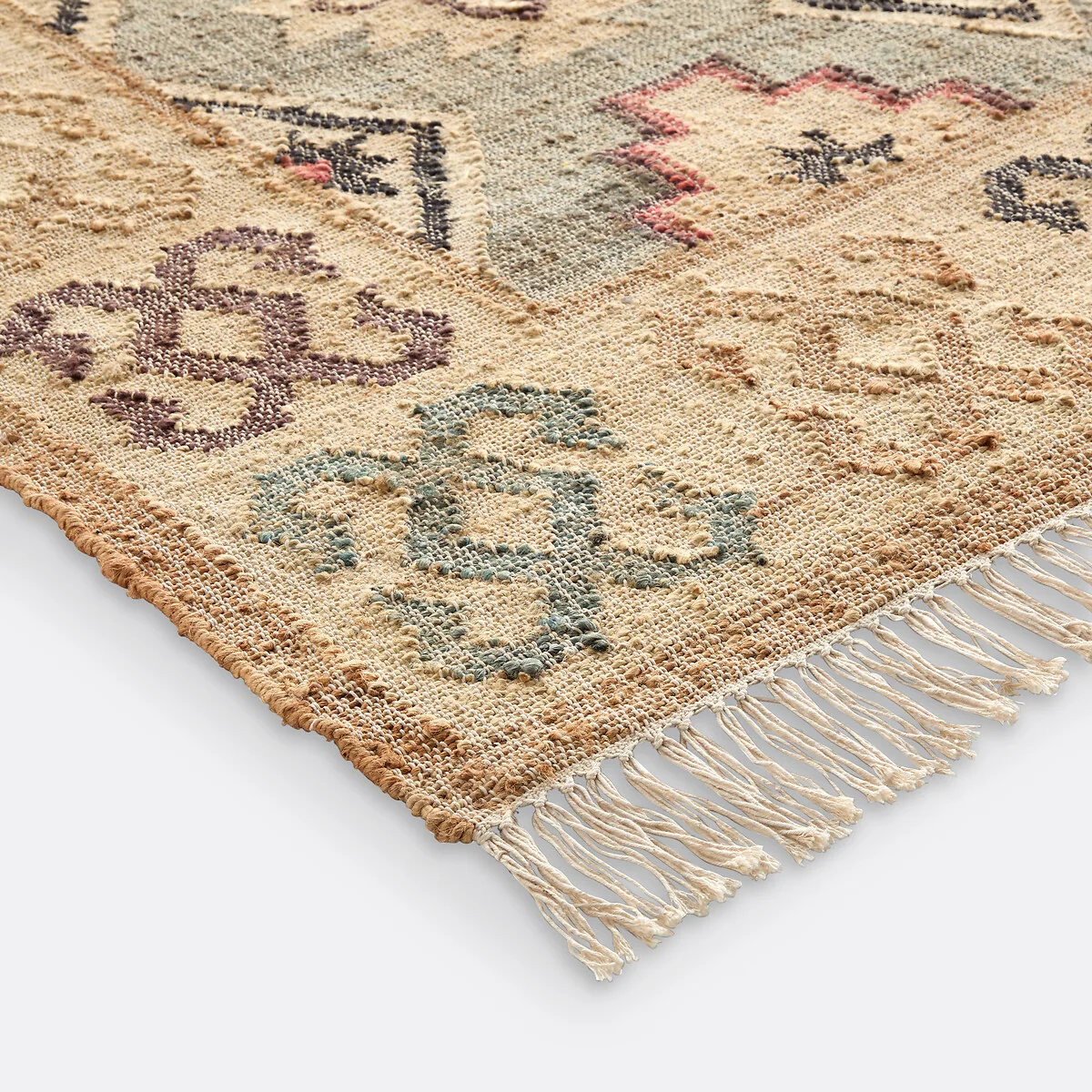 Kaliny Jute and Cotton Distressed Kilim Rug – image 3